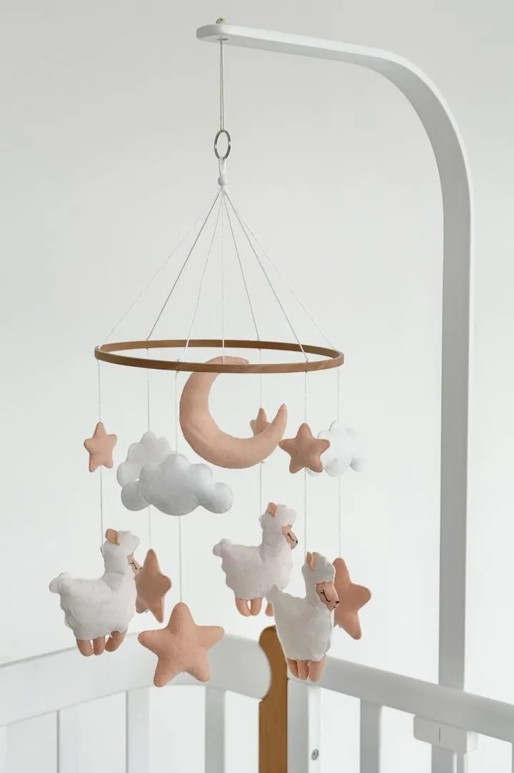 mobil-lamochky-iz-zirochky-62139028167229_-9724dc3283